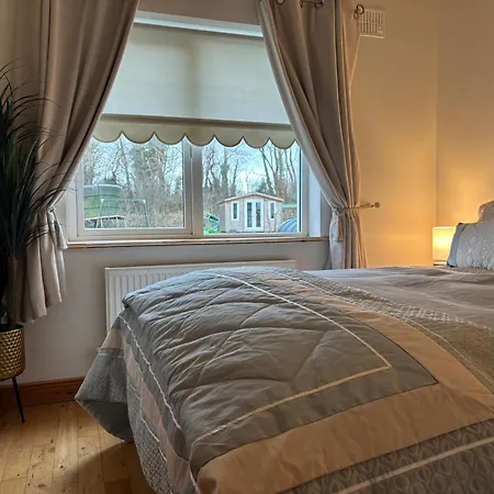 Cartown * Carrick on Shannon
